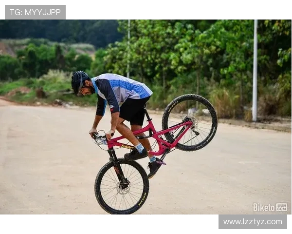 深圳极限运动队如何通过战术创新实现进攻模式的全面升级与突破