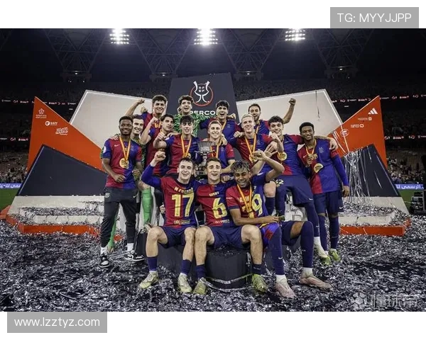 巴塞罗那与格雷米奥的精彩对决揭示足球战术的魅力与激情 巴塞罗那与格雷米奥的精彩对决揭示足球战术的魅力与激情